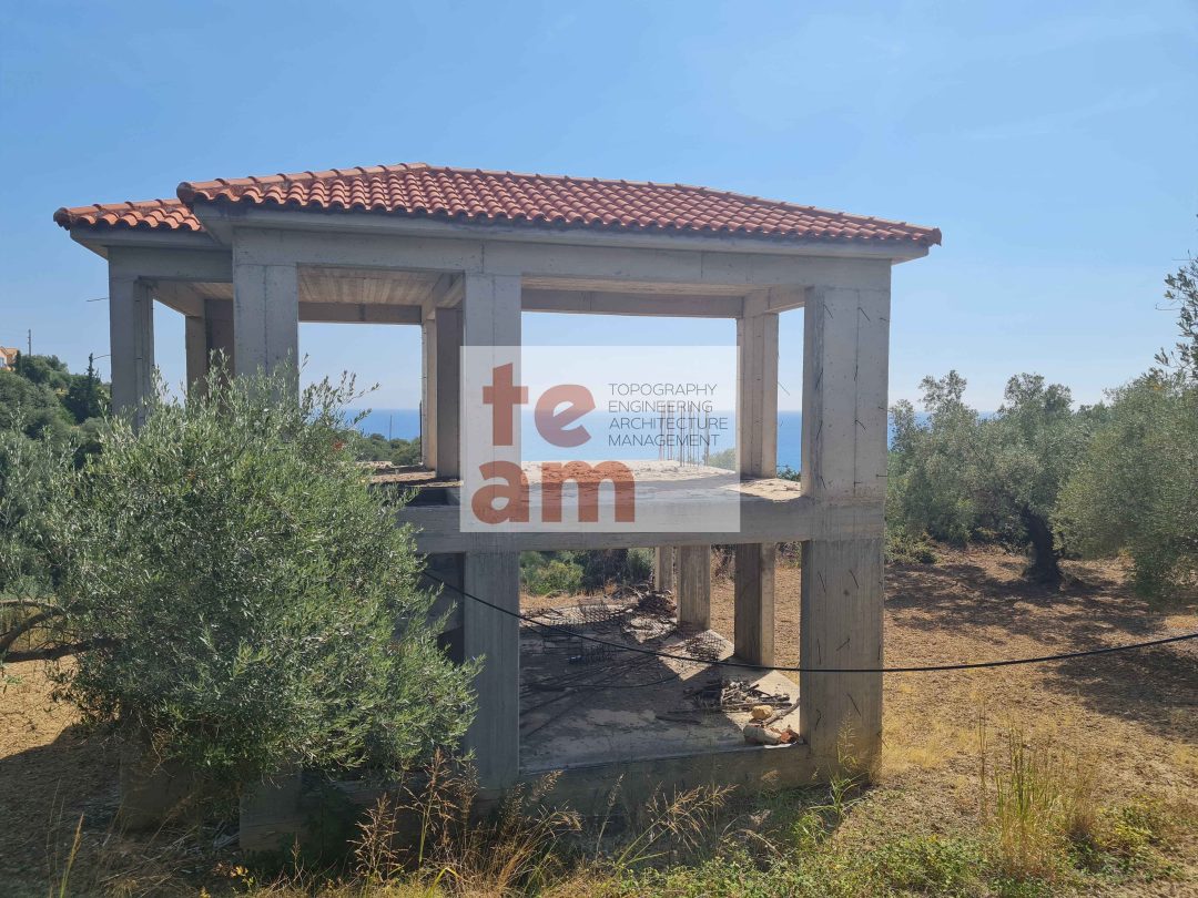 Ημιτελης κατοικία με εκπληκτική θέα-Τραπεζάκι