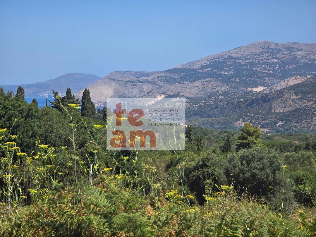 Οικοπεδο με θέα-Λακύθρα